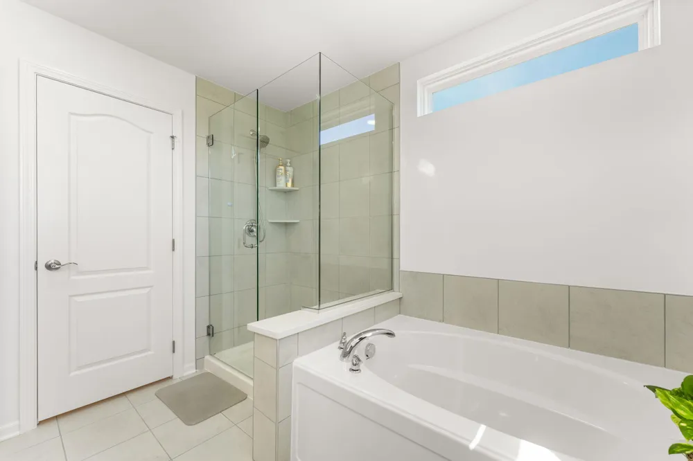 5543 E Spaniel Drive Ann Arbor, MI 48108