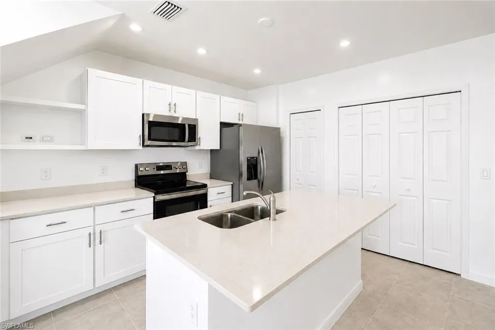 Address Not Shown Fort Myers, FL 33905