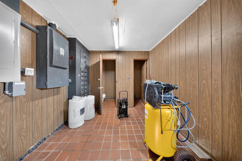 2875 Highway 69 Pryor, OK 74361