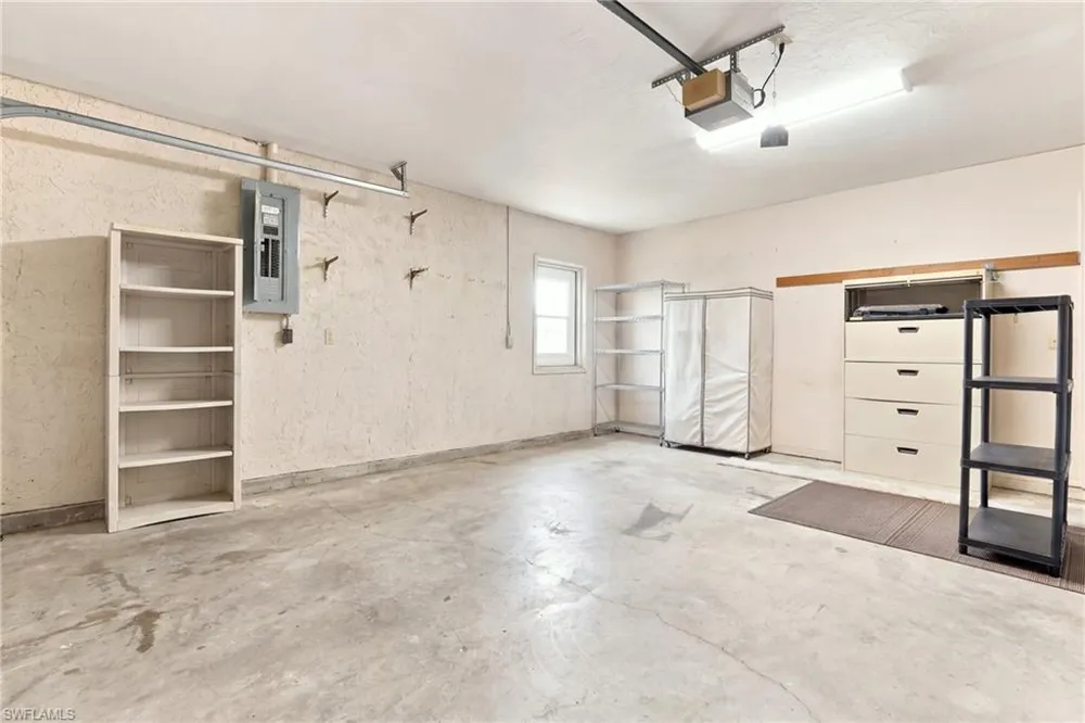 2231 50th Street SW Naples, FL 34116
