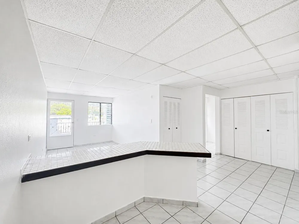 URB. VILLA ORIENTE CALLE A #22 #APT. D Humacao, PR 00791