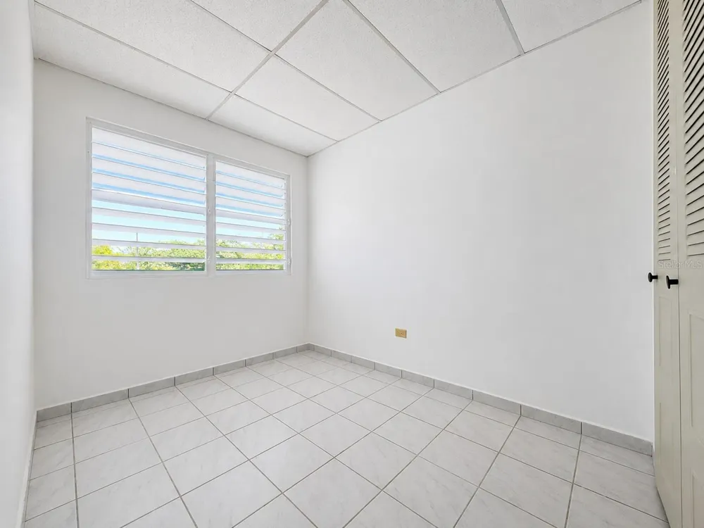 URB. VILLA ORIENTE CALLE A #22 #APT. D Humacao, PR 00791