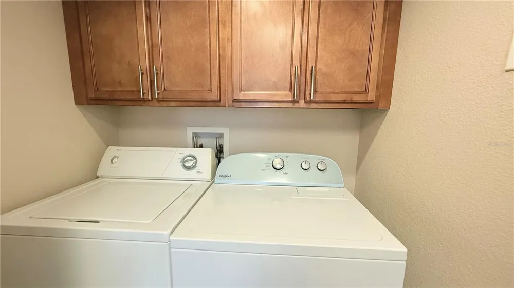 524 ORANGE DRIVE #11 Altamonte Springs, FL 32701