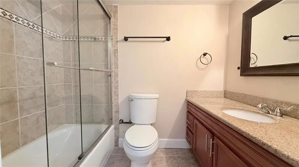 524 ORANGE DRIVE #11 Altamonte Springs, FL 32701