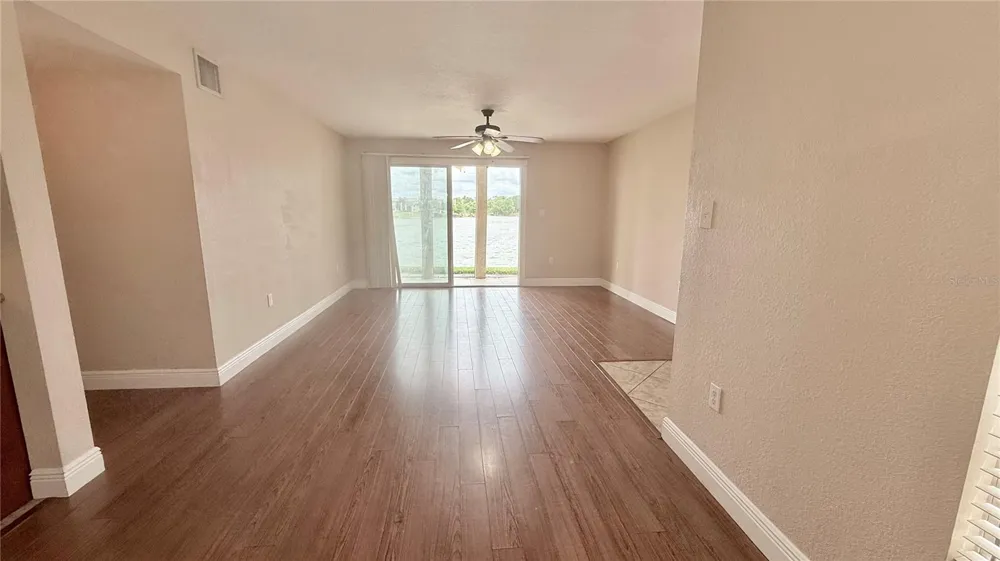 524 ORANGE DRIVE #11 Altamonte Springs, FL 32701