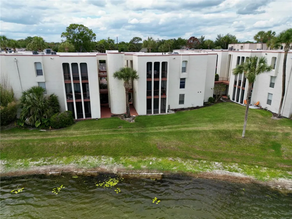 524 ORANGE DRIVE #11 Altamonte Springs, FL 32701