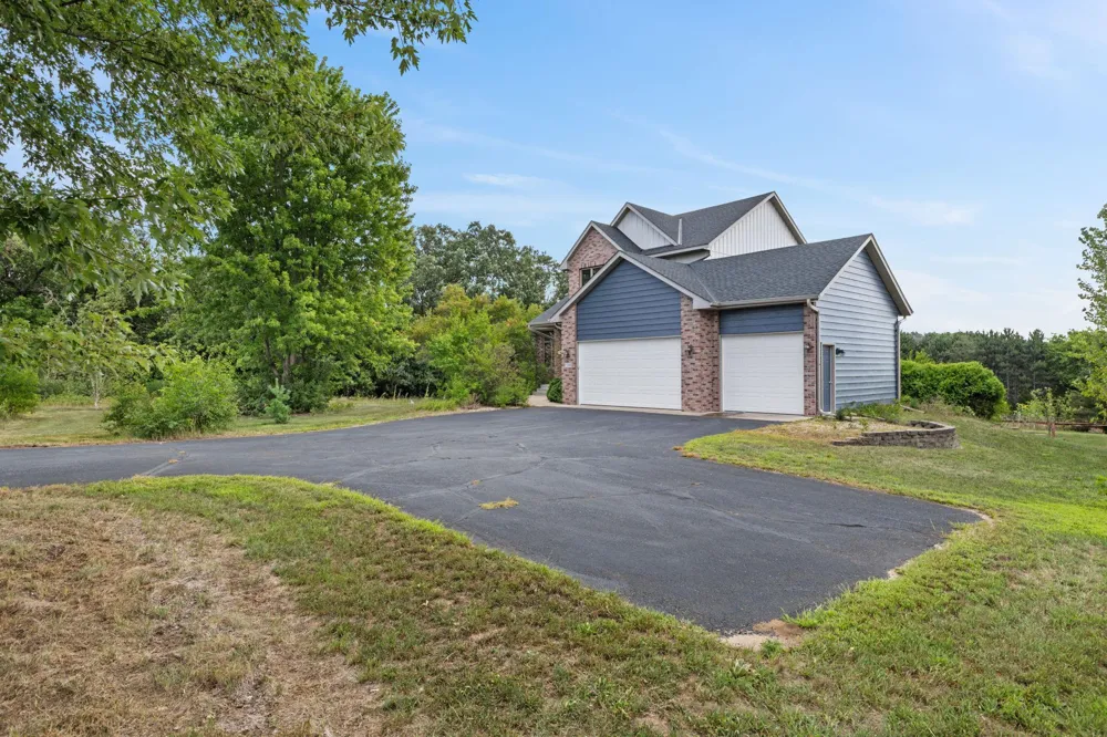 17949 235th Avenue NW Big Lake, MN 55309