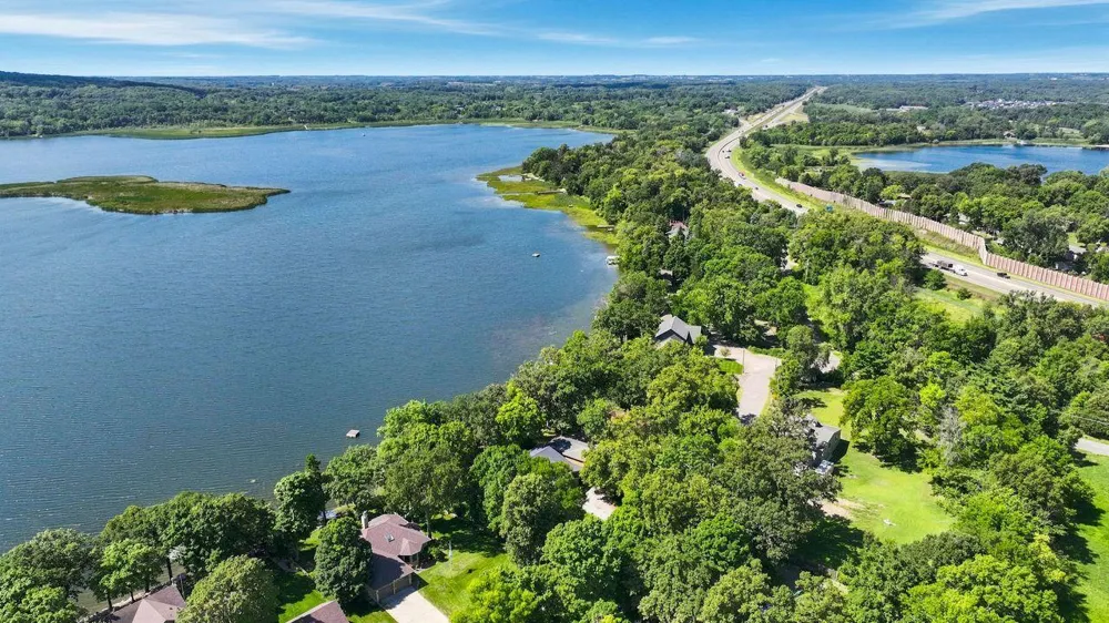32897 Spunk Tree Circle Avon, MN 56310