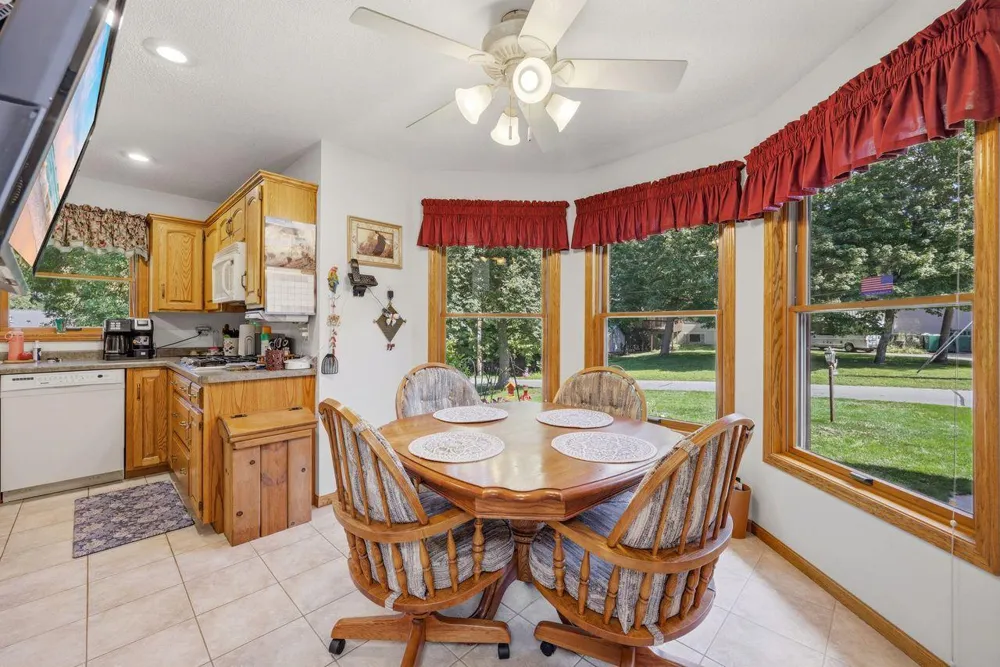 32897 Spunk Tree Circle Avon, MN 56310