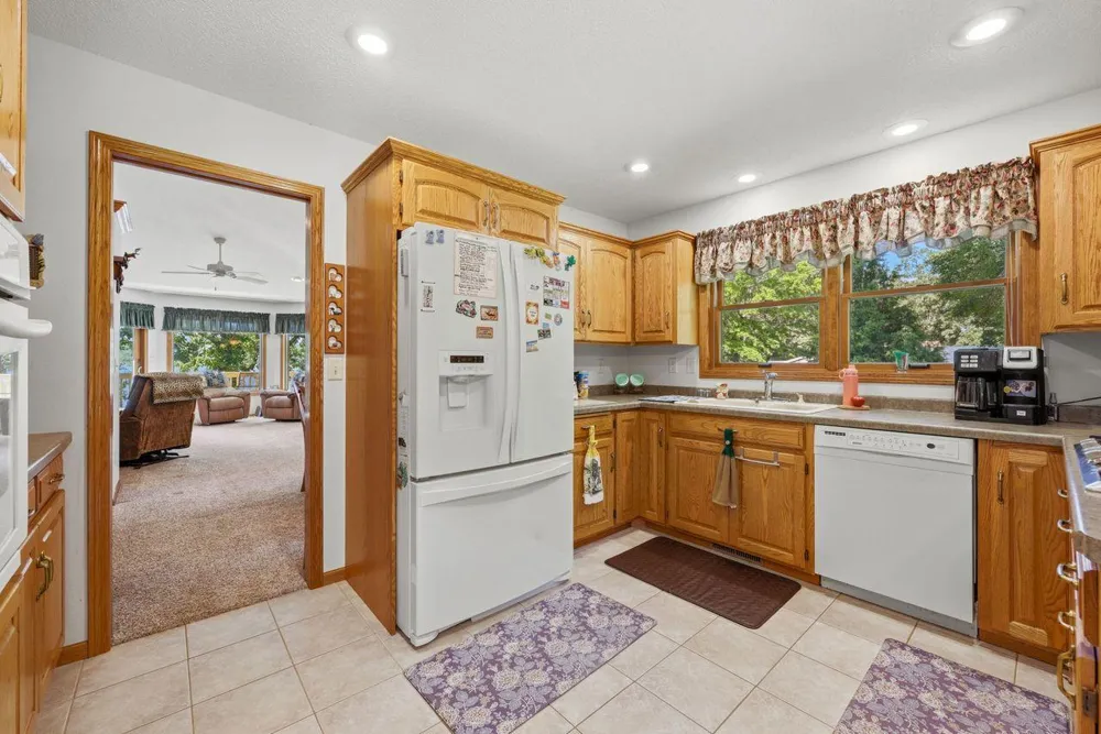 32897 Spunk Tree Circle Avon, MN 56310