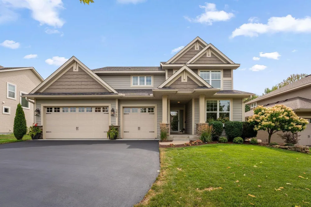 3460 Ridgestone Way Woodbury, MN 55129