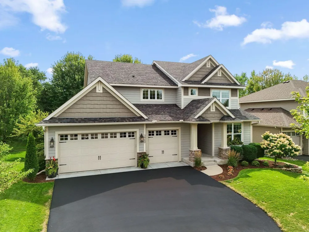 3460 Ridgestone Way Woodbury, MN 55129