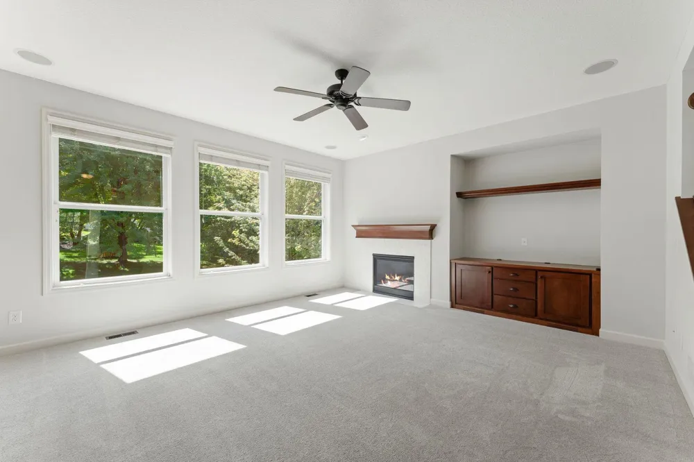 3460 Ridgestone Way Woodbury, MN 55129