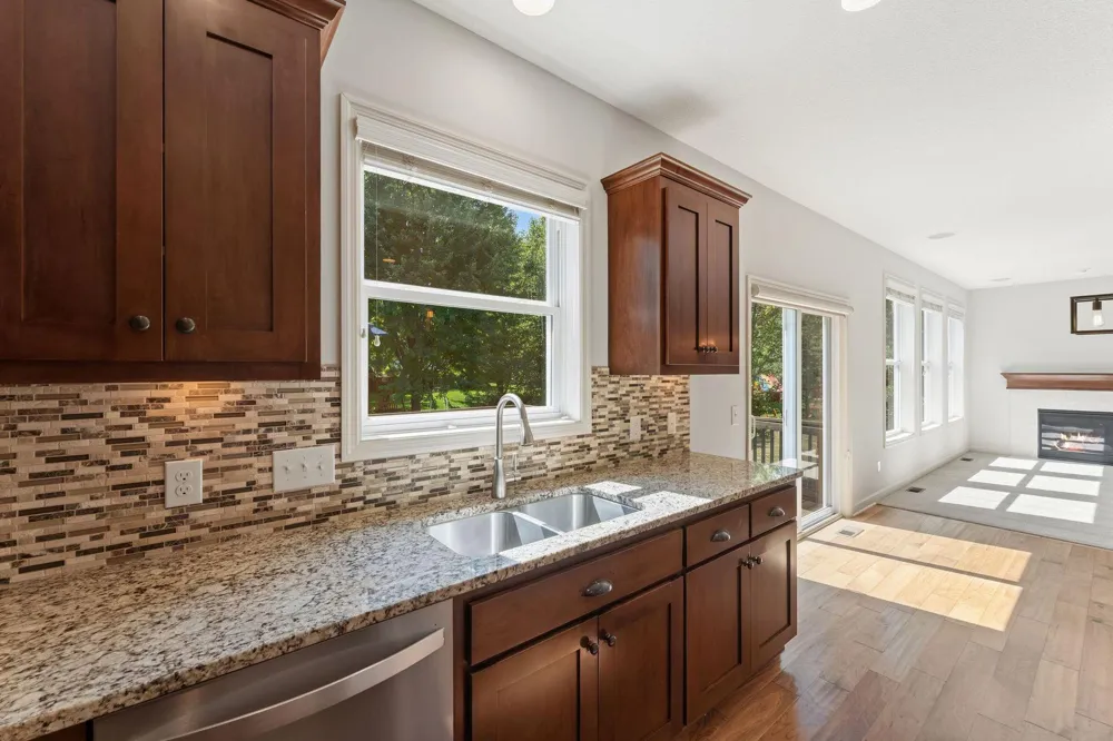 3460 Ridgestone Way Woodbury, MN 55129