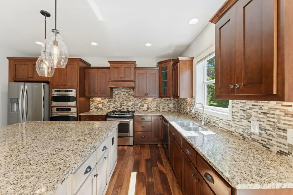 3460 Ridgestone Way Woodbury, MN 55129
