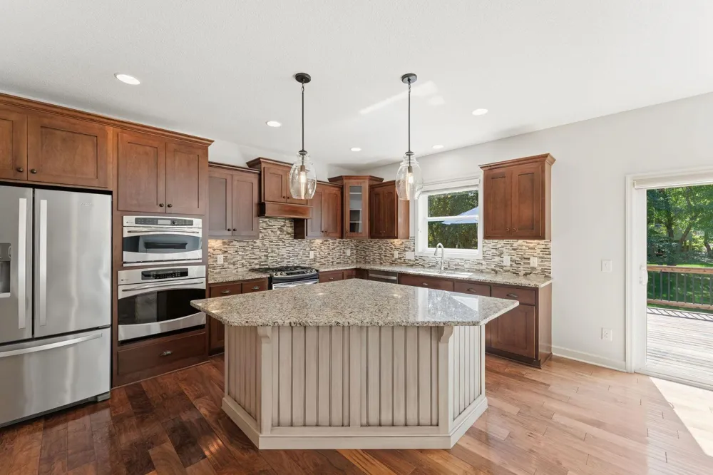 3460 Ridgestone Way Woodbury, MN 55129