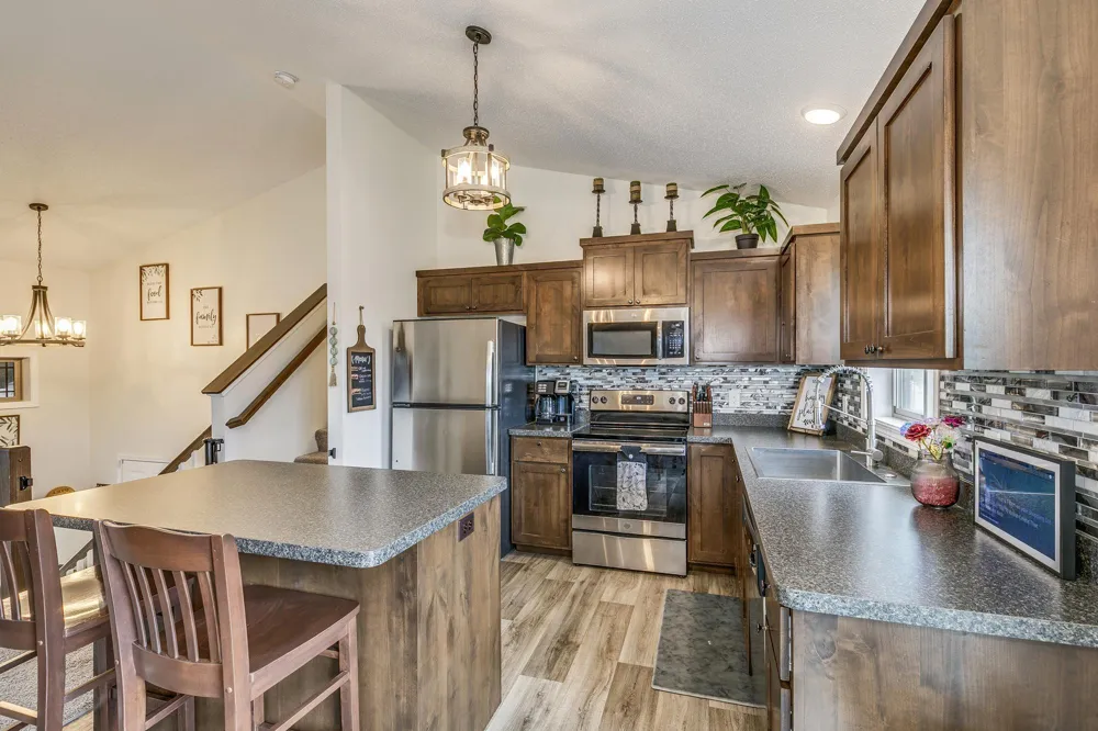 37621 Hawthorne Avenue North Branch, MN 55056