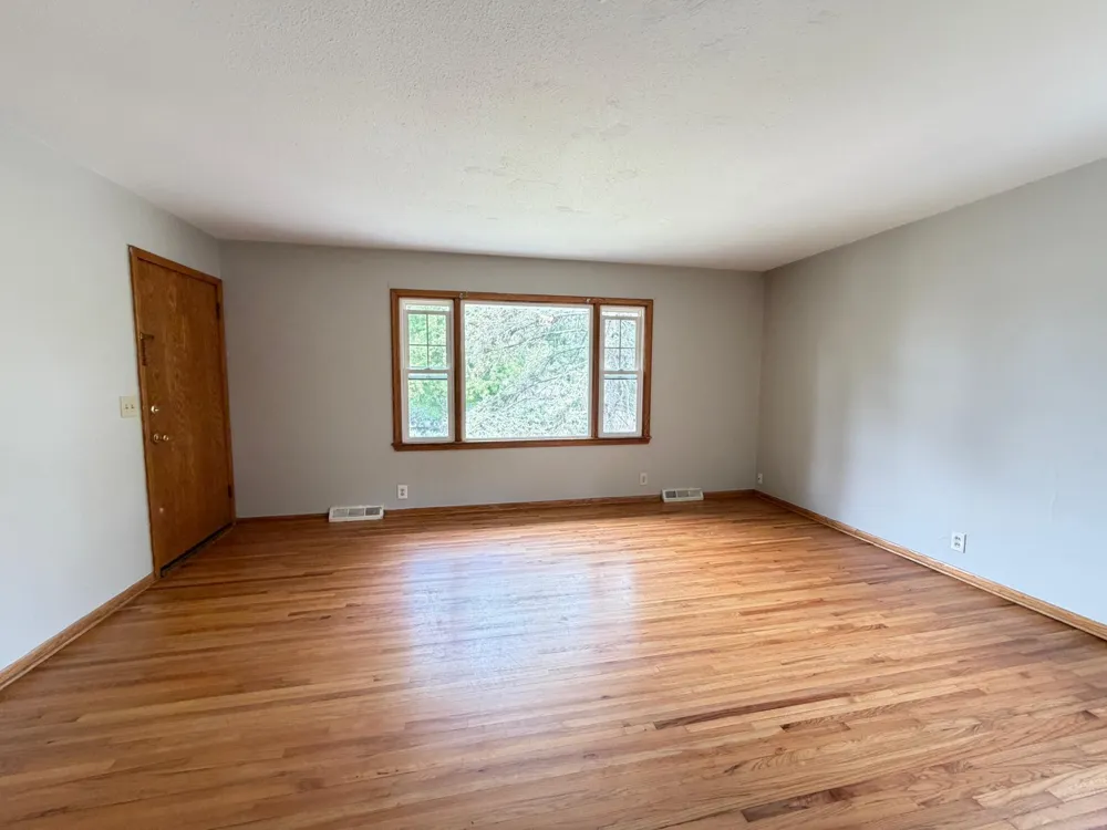 421 W 74th Street Richfield, MN 55423