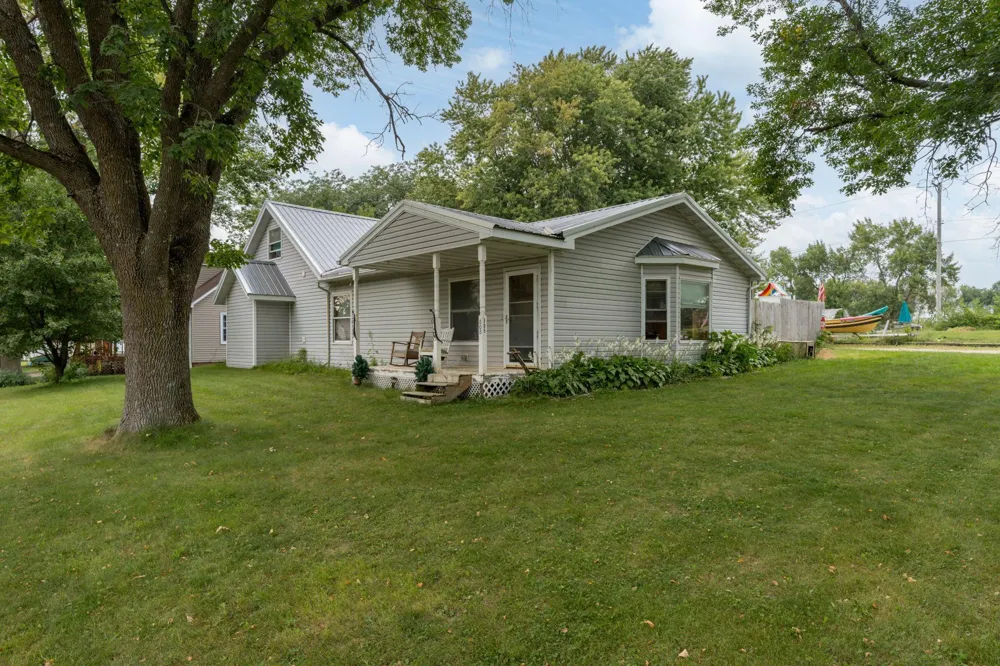 505 W North Street Kiester, MN 56051