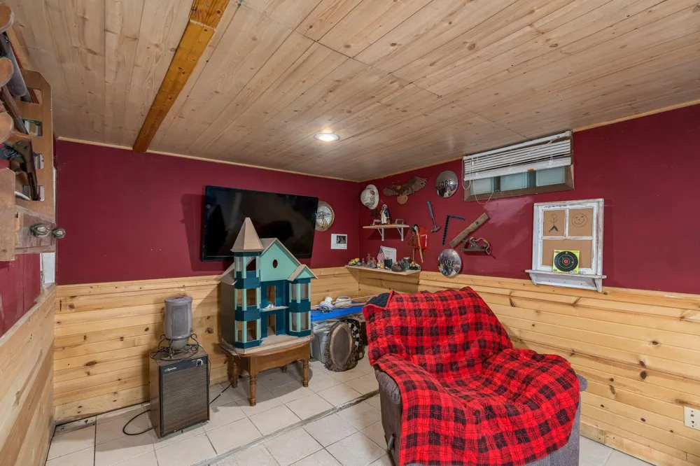505 W North Street Kiester, MN 56051