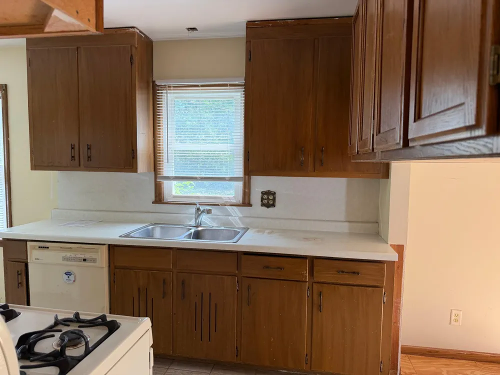 1307 Park Road Bloomington, MN 55425