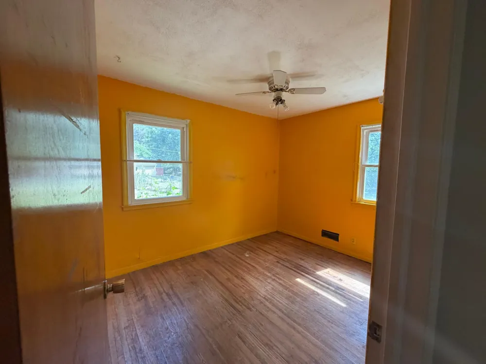 1307 Park Road Bloomington, MN 55425