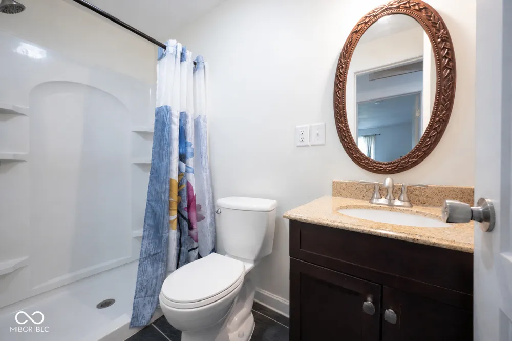 2712 Fletcher Street Anderson, IN 46016