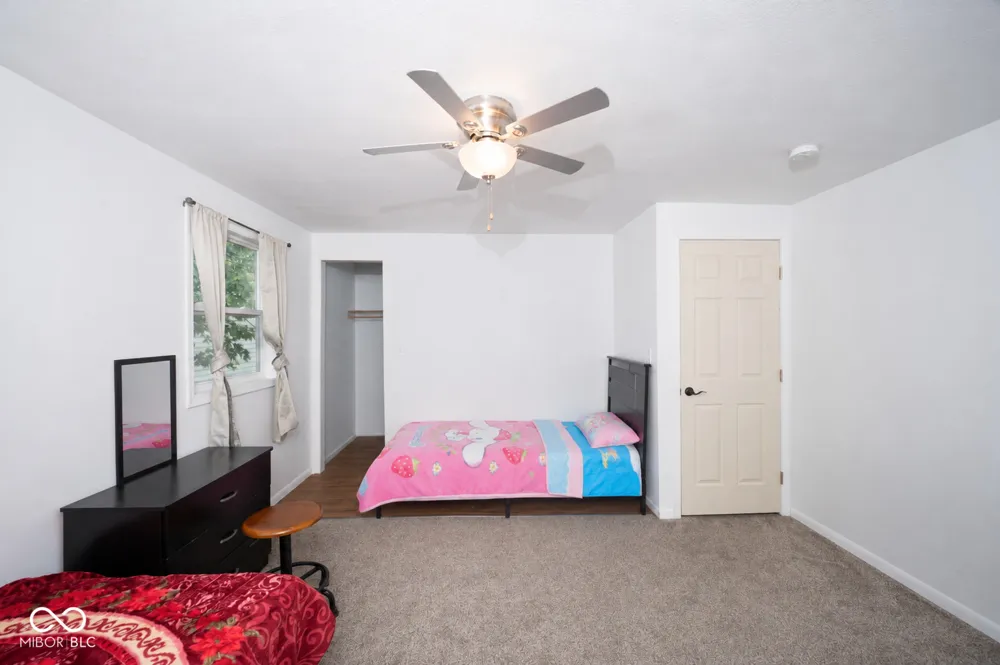 2712 Fletcher Street Anderson, IN 46016