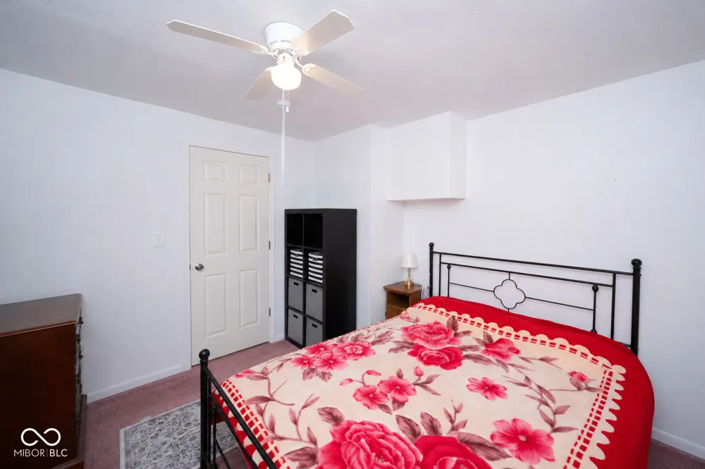 2712 Fletcher Street Anderson, IN 46016