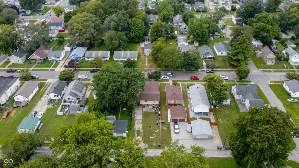 2712 Fletcher Street Anderson, IN 46016