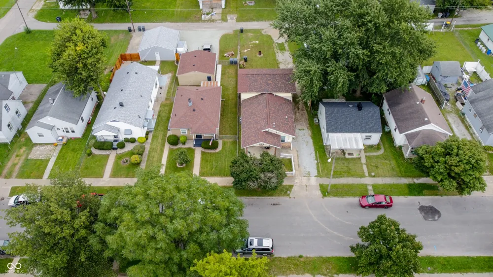 2712 Fletcher Street Anderson, IN 46016