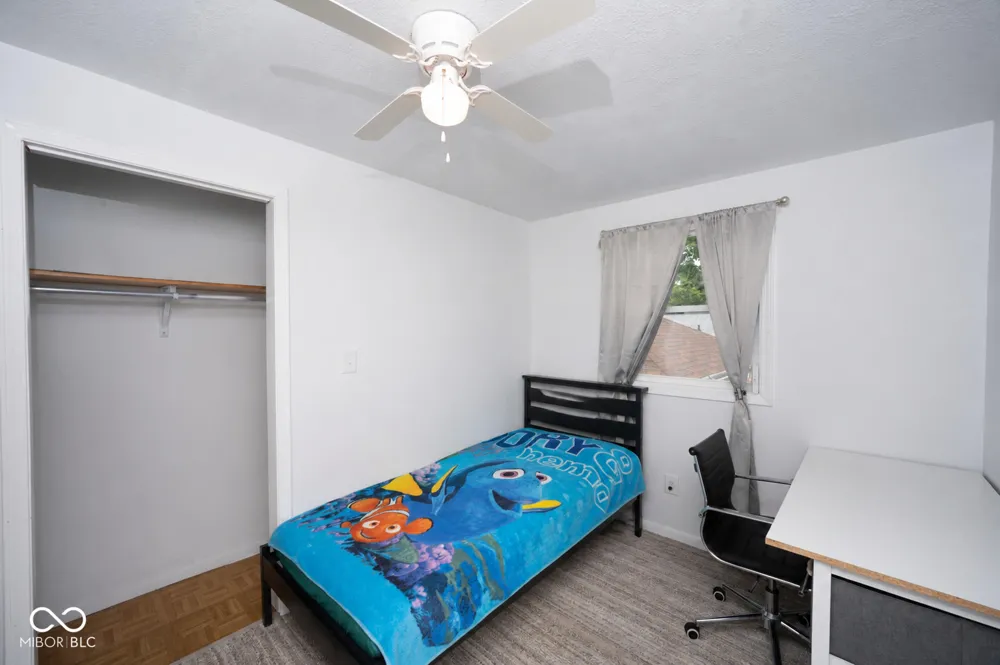 2712 Fletcher Street Anderson, IN 46016