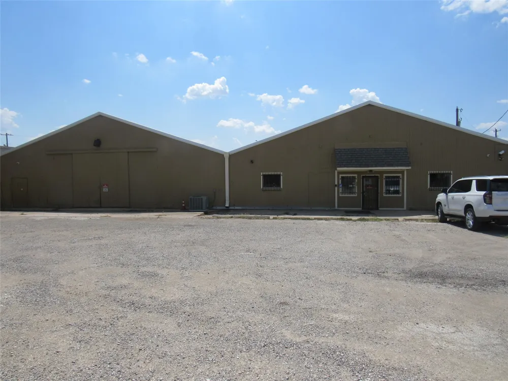 1715 Grand Avenue Sherman, TX 75090