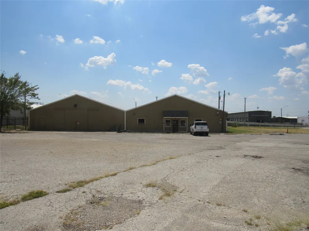 1715 Grand Avenue Sherman, TX 75090