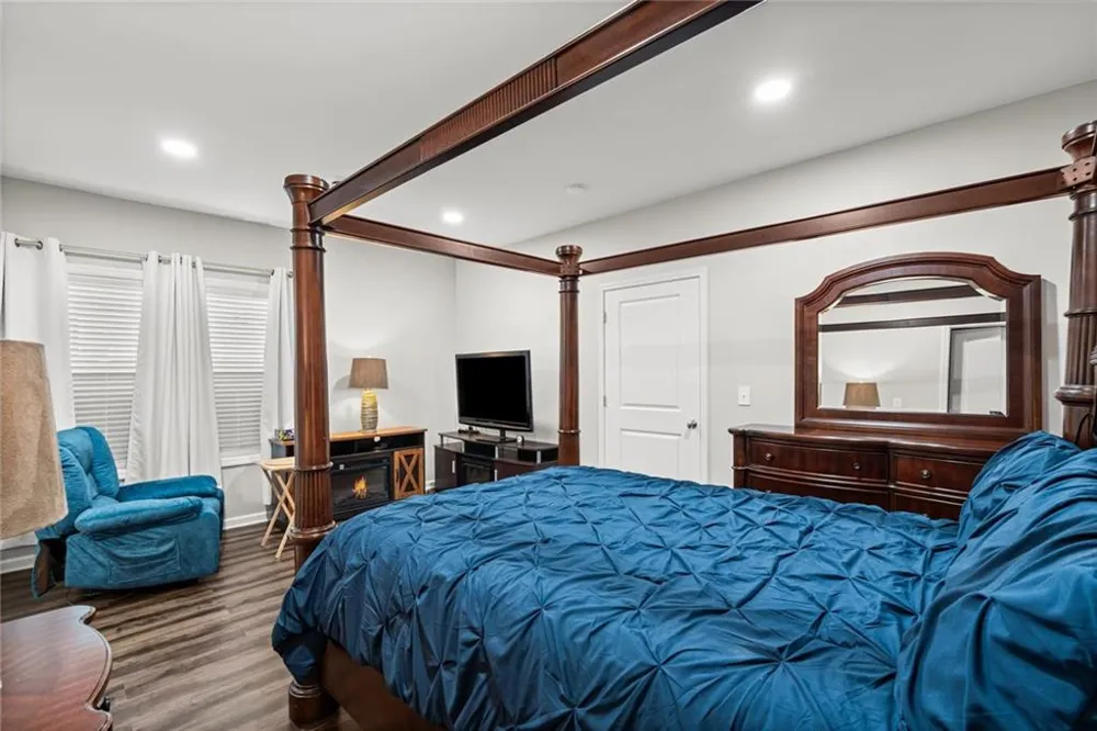 4835 Magnolia Springs Drive Cumming, GA 30040
