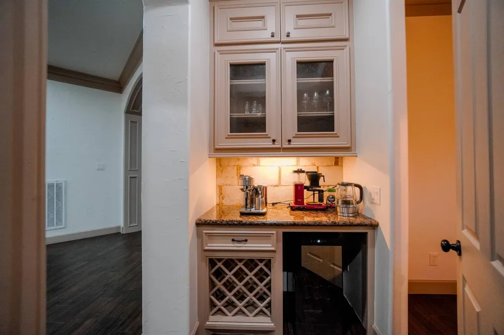 60 Champion Villa Drive Houston, TX 77069