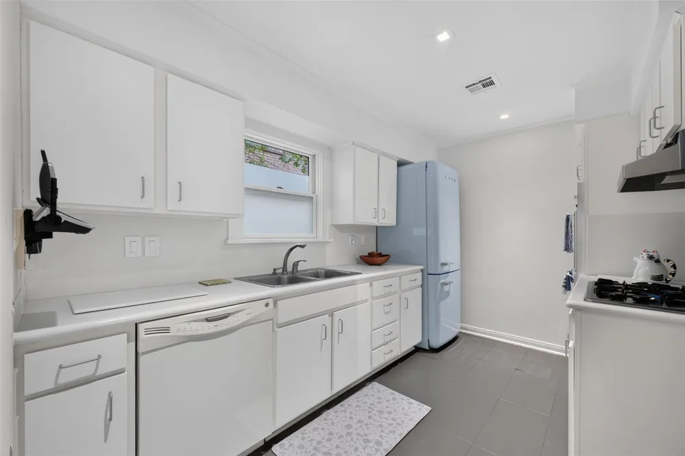 4211 Albans Street Houston, TX 77005