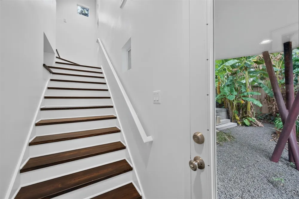 4211 Albans Street Houston, TX 77005