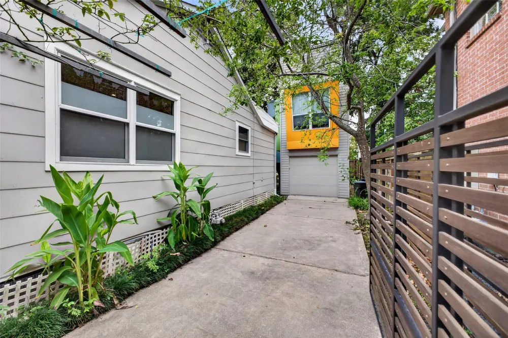 4211 Albans Street Houston, TX 77005