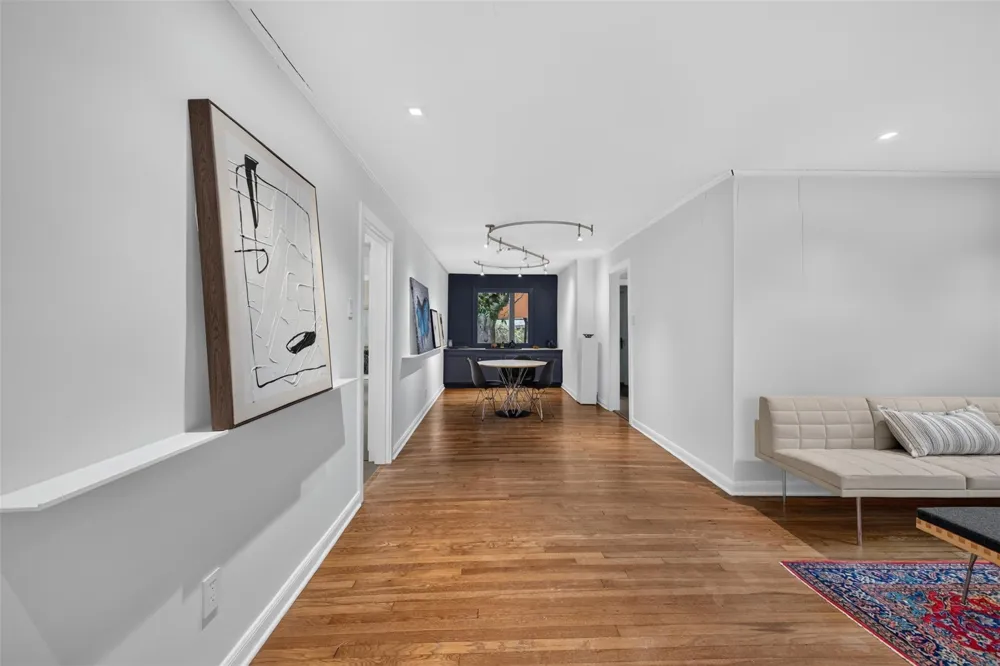 4211 Albans Street Houston, TX 77005