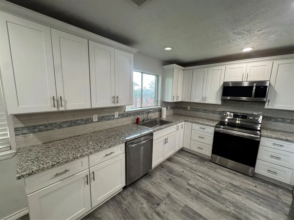 3227 Fern Rock Drive La Porte, TX 77571