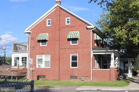 502 2ND STREET