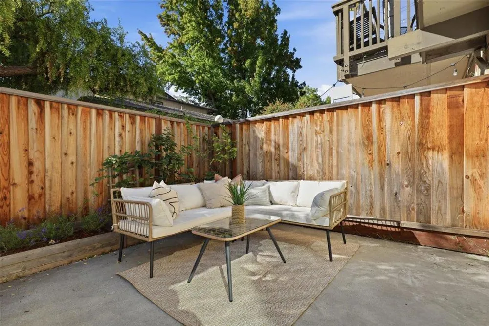 98 Flynn Avenue #A Mountain View, CA 94043
