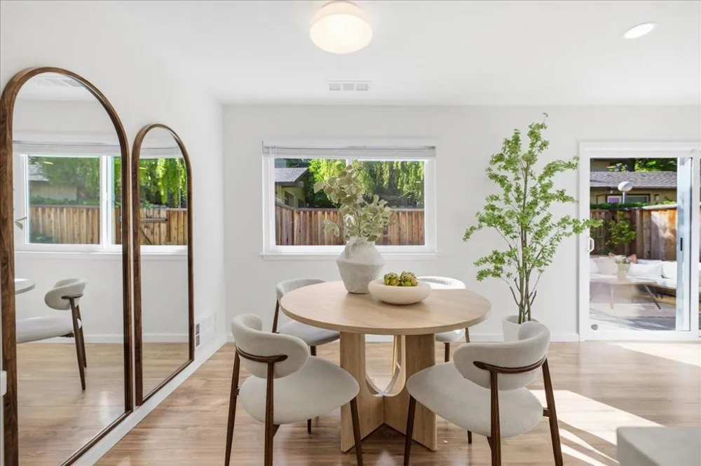 98 Flynn Avenue #A Mountain View, CA 94043