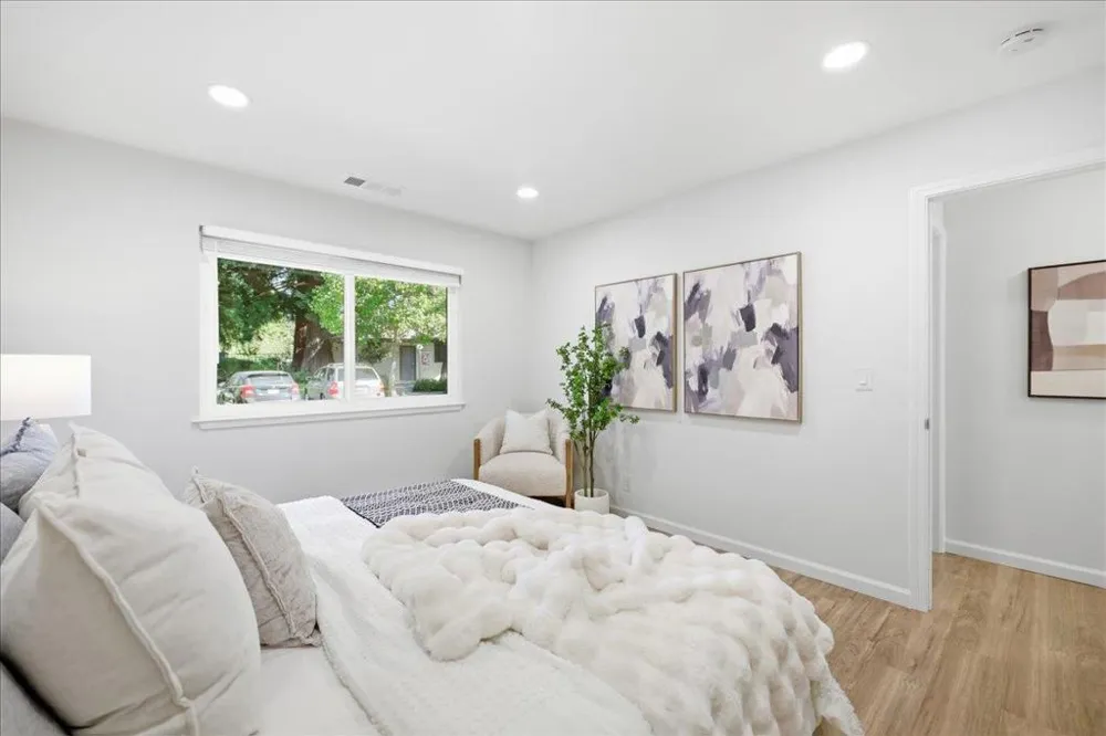 98 Flynn Avenue #A Mountain View, CA 94043