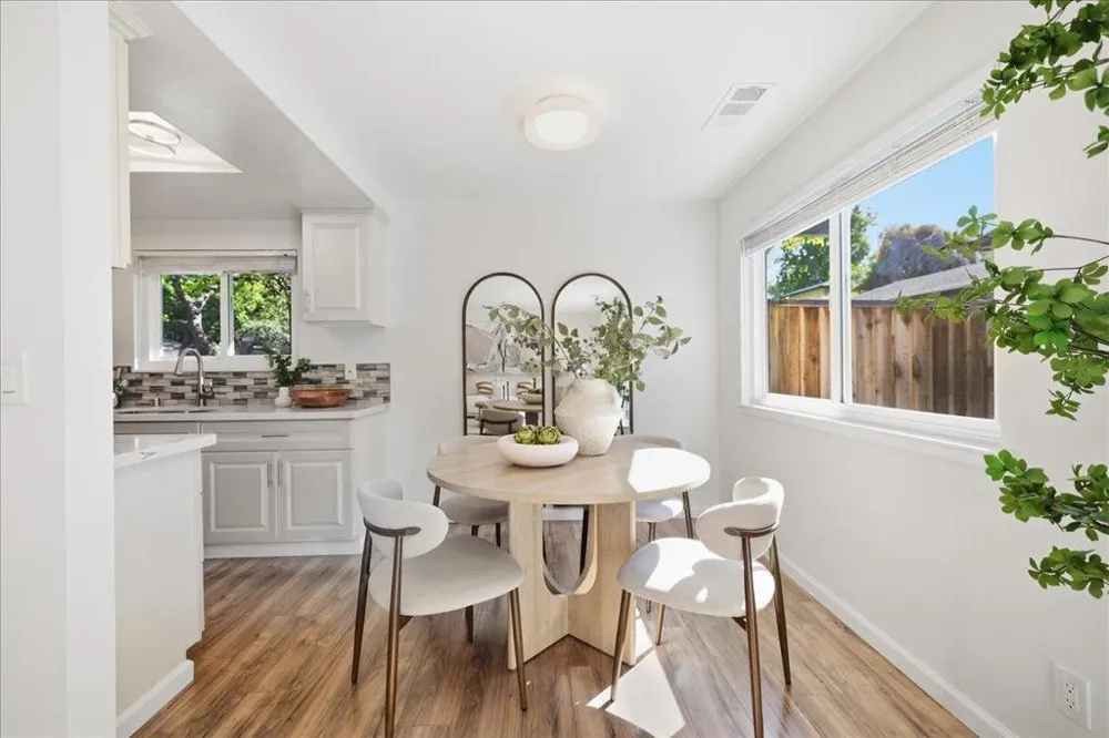 98 Flynn Avenue #A Mountain View, CA 94043