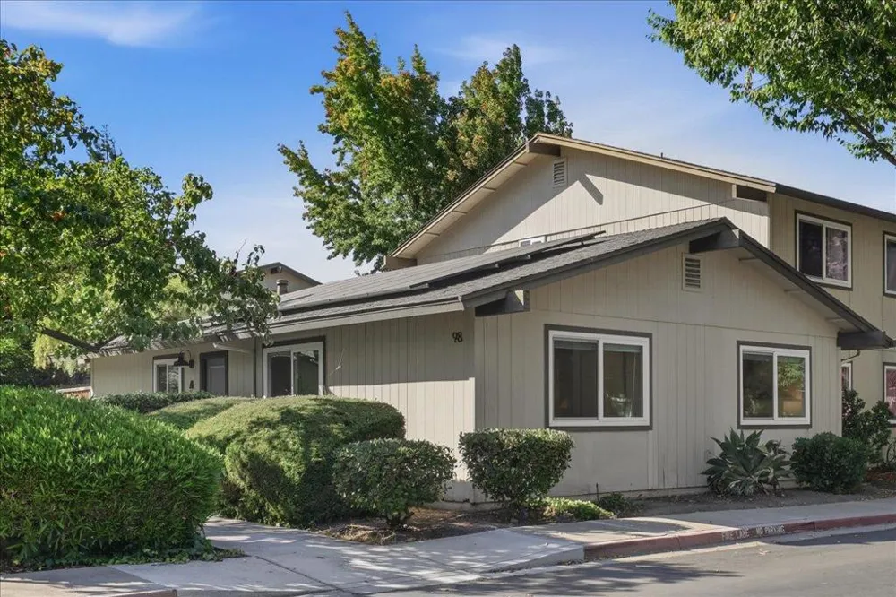98 Flynn Avenue #A Mountain View, CA 94043