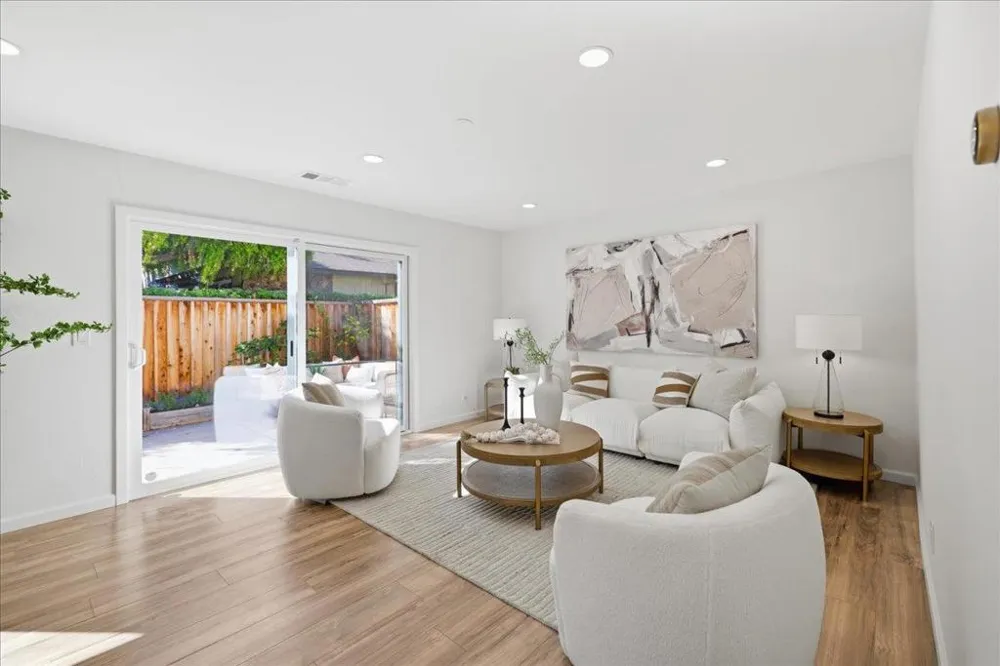 98 Flynn Avenue #A Mountain View, CA 94043