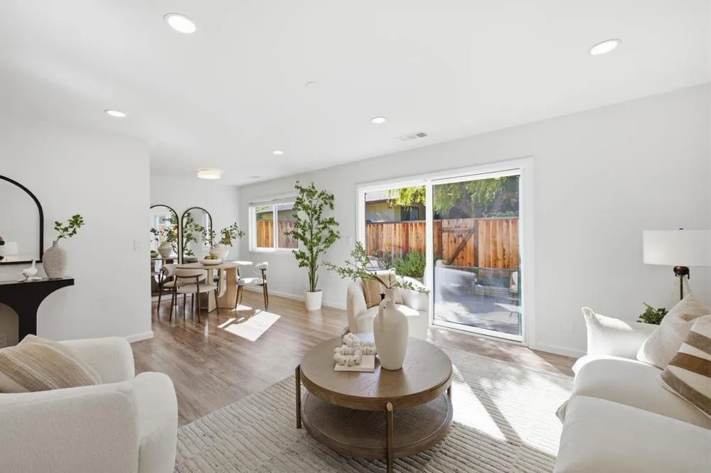 98 Flynn Avenue #A Mountain View, CA 94043