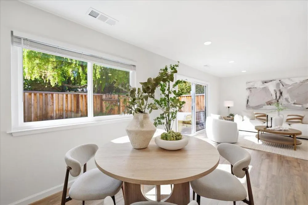 98 Flynn Avenue #A Mountain View, CA 94043